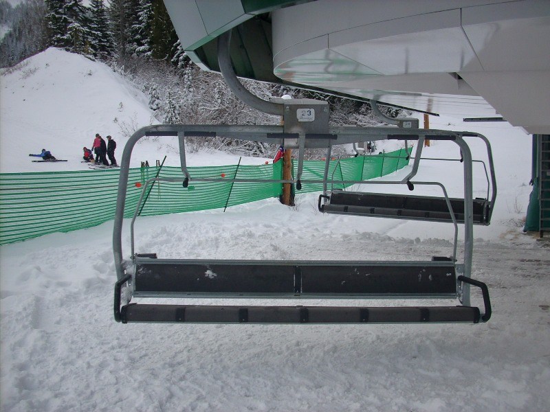 Télésiège débrayable 6 places (TSD6) Chinook Express www.remontees